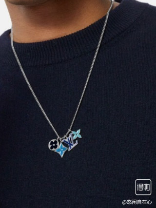 Louis Vuitton LV Flower Cut Classic Logo Metal Pendant Necklace view 4