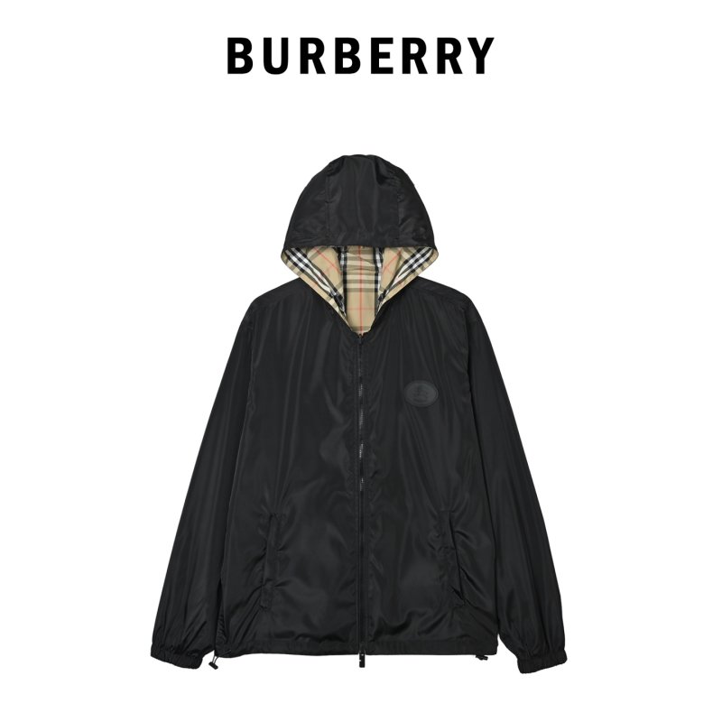 Burberry Vintage Check Hooded Jacket Beige view