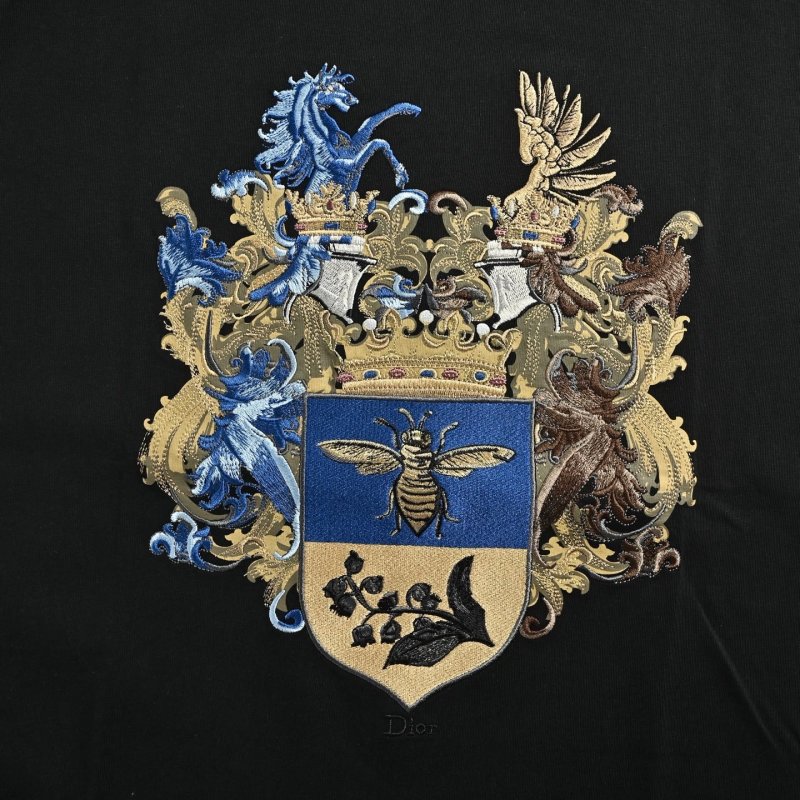 Gucci Black Crest Embroidered T-Shirt view