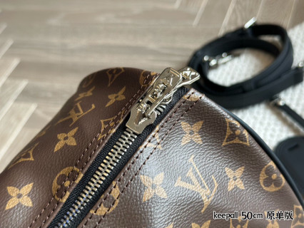 Louis Vuitton Keepall 50cm Monogram Travel Bag view 2