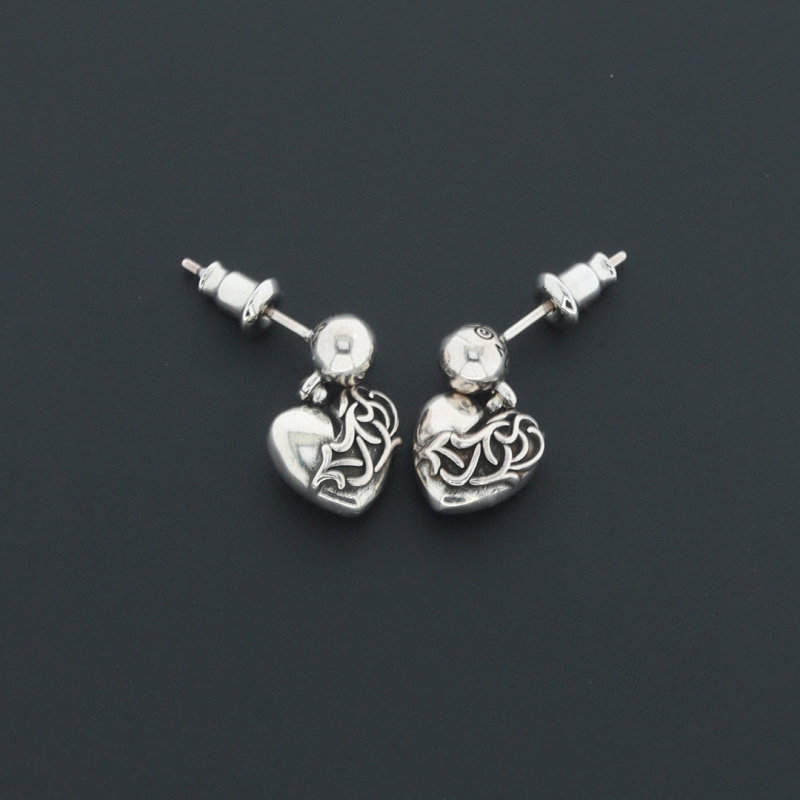 Chrome Hearts Eternal Love Heart Vine Stud Earrings Silver view