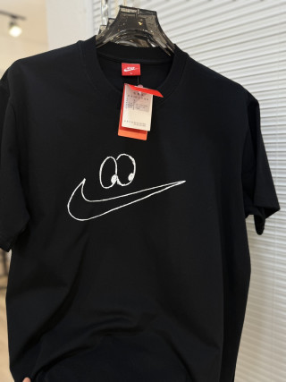 Nike Swoosh Logo Print White Cotton T-Shirt view 2