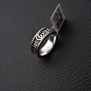 Gucci Double G Silver Band Ring view 3