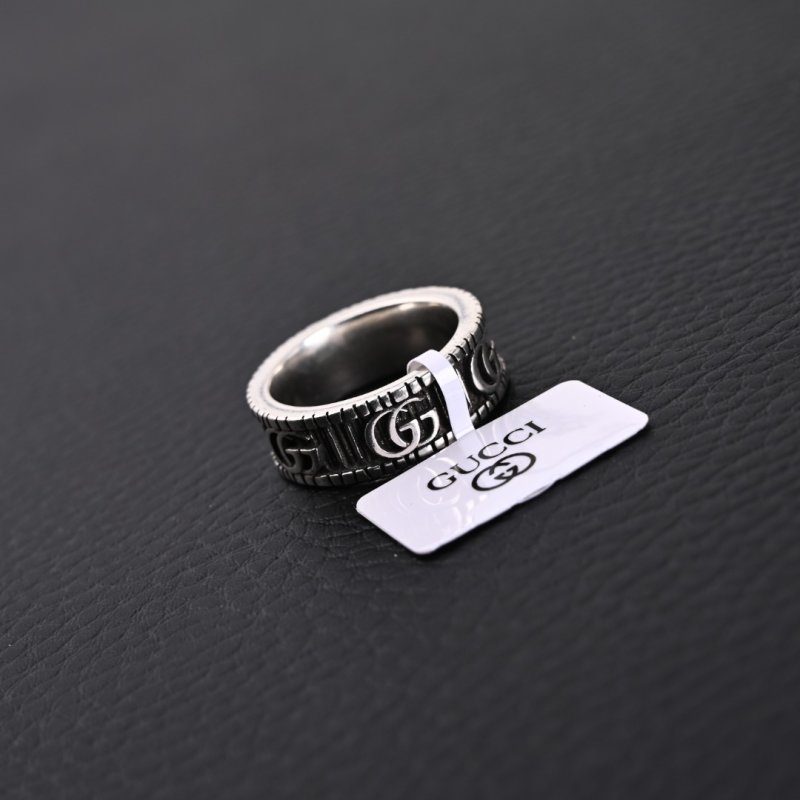 Gucci Double G Silver Band Ring view