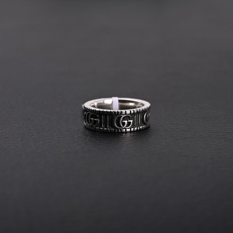 Gucci Double G Silver Band Ring view