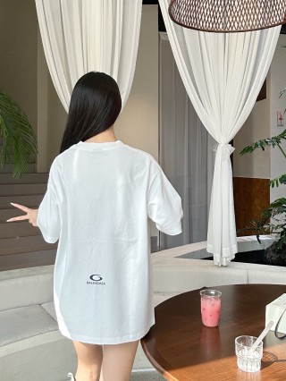 Balenciaga Everyday Rock n Roll White T-Shirt view 3