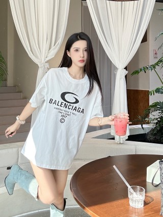 Balenciaga Everyday Rock n Roll White T-Shirt view 4