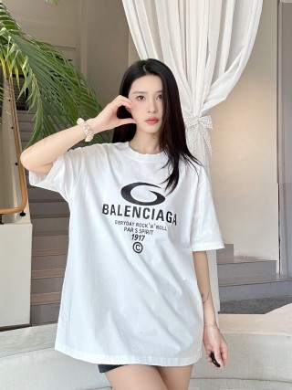 Balenciaga Everyday Rock n Roll White T-Shirt view 5
