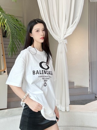 Balenciaga Everyday Rock n Roll White T-Shirt view 6