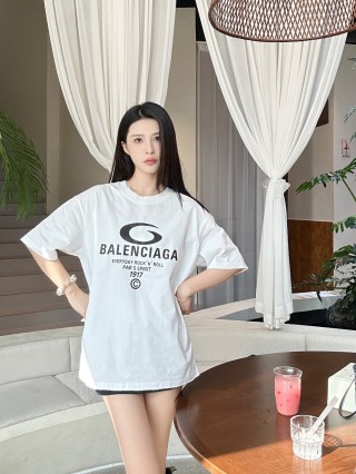 Balenciaga Everyday Rock n Roll White T-Shirt view 9