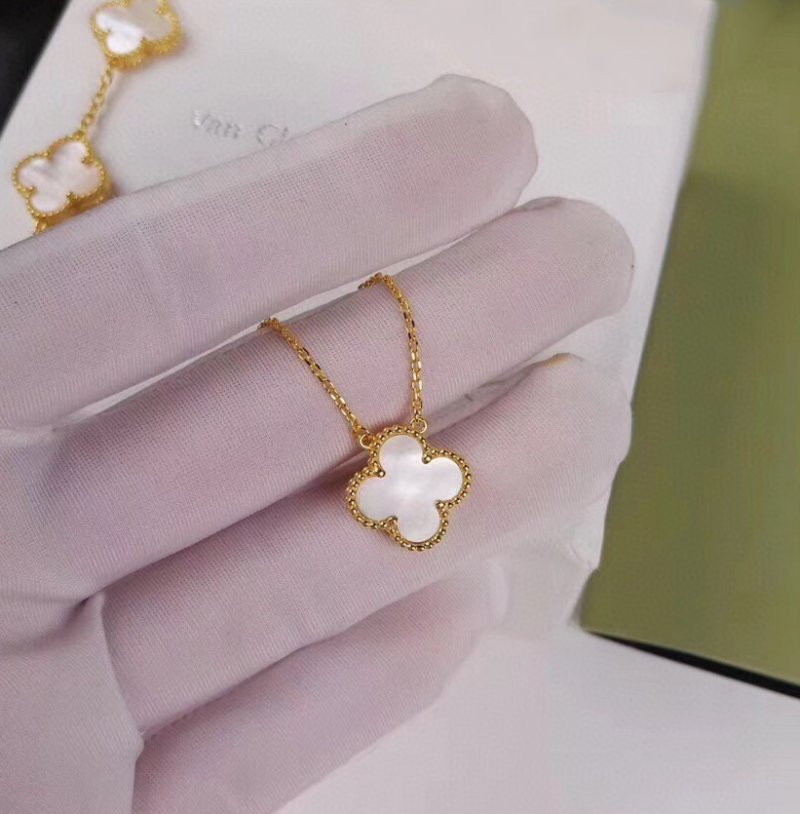 Van Cleef & Arpels Vintage Alhambra Four-Leaf Clover Gold Necklace