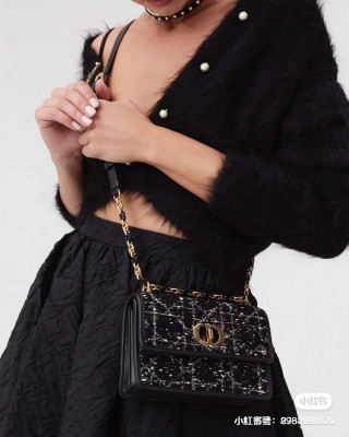 Dior 30 Montaigne Sequin Shoulder Bag Black Gold view 3