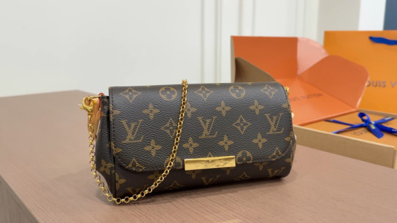 Louis Vuitton Monogram Chain Shoulder Bag Brown
