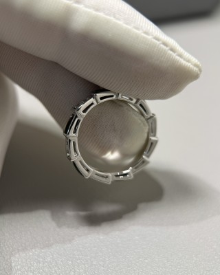 Bulgari Serpenti Viper Narrow Gray Mother-of-Pearl Diamond Ring view 6
