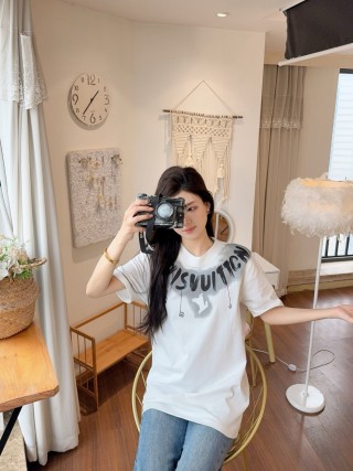 White Graphic Print Short Sleeve T-Shirt view 7