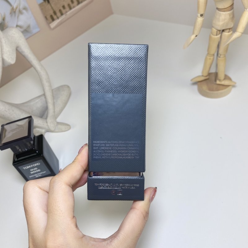 Tom Ford Oud Wood Eau de Parfum 50ml view