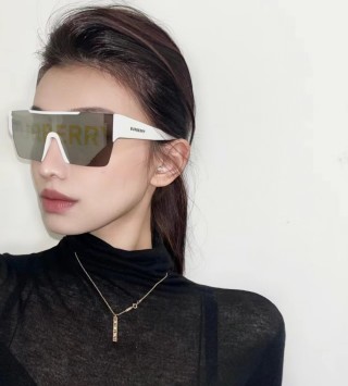 Burberry Shield Square Logo Sunglasses - White & Gold