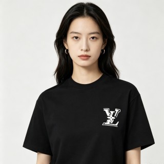 Louis Vuitton LV Logo Black Short Sleeve T-Shirt view 2