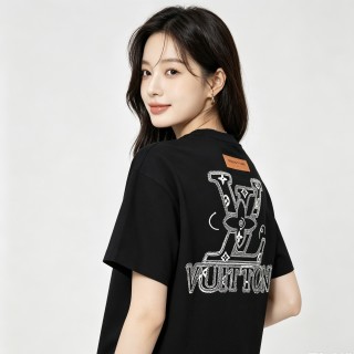 Louis Vuitton LV Logo Black Short Sleeve T-Shirt view 6
