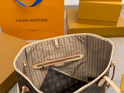 Louis Vuitton Neverfull Monogram Canvas Tote Bag Brown view 8