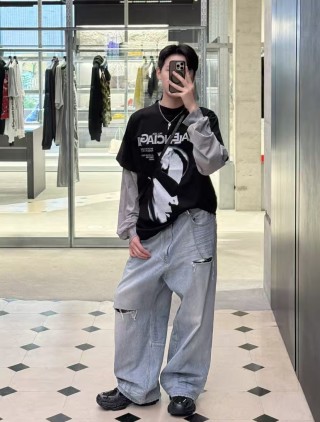Balenciaga Graphic Print Black T-Shirt