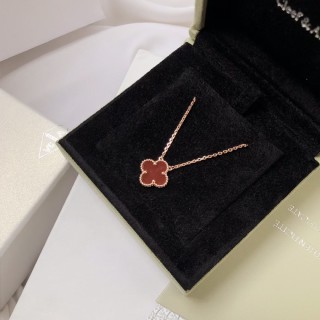 Van Cleef & Arpels Vintage Alhambra Four Leaf Clover Necklace Rose Gold view 2