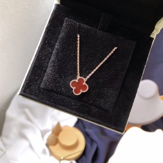 Van Cleef & Arpels Vintage Alhambra Four Leaf Clover Necklace Rose Gold view 3