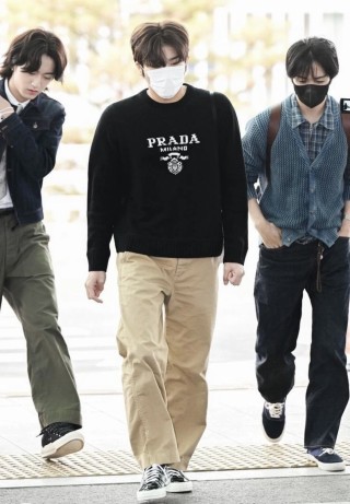 Prada Black Logo Knit Sweater view 8