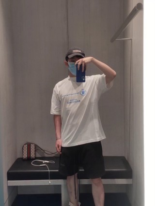 Balenciaga World Food Programme White T-Shirt view 4