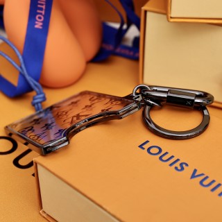 Louis Vuitton Prism ID Holder Transparent Monogram Keychain view 3