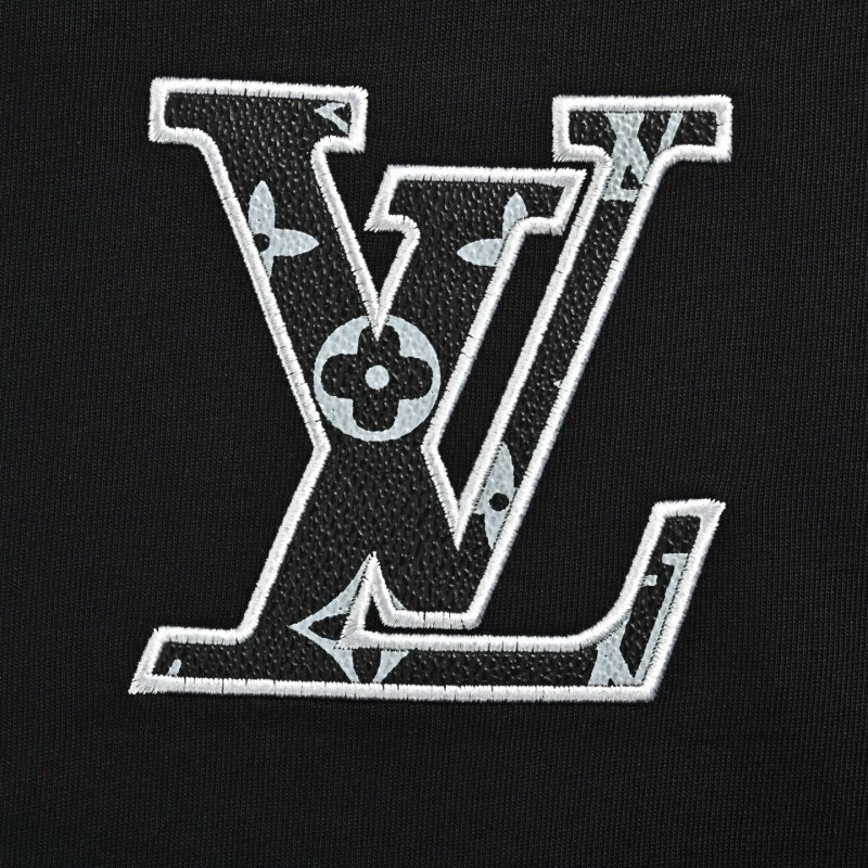 Louis Vuitton LV Embroidered Black T-Shirt view