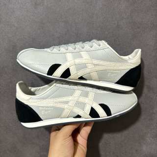 Onitsuka Tiger Runspark White Black Low Top Casual Sneaker