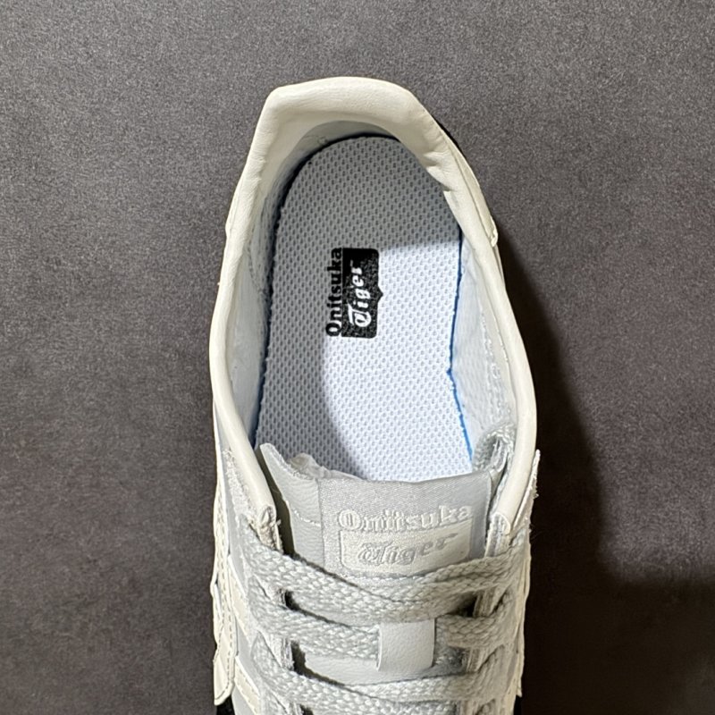 Onitsuka Tiger Runspark White Black Low Top Casual Sneaker view