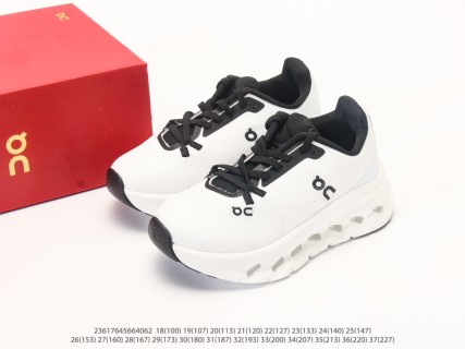 On Cloudtilt Lightweight White Black Kids Running Shoe view 9