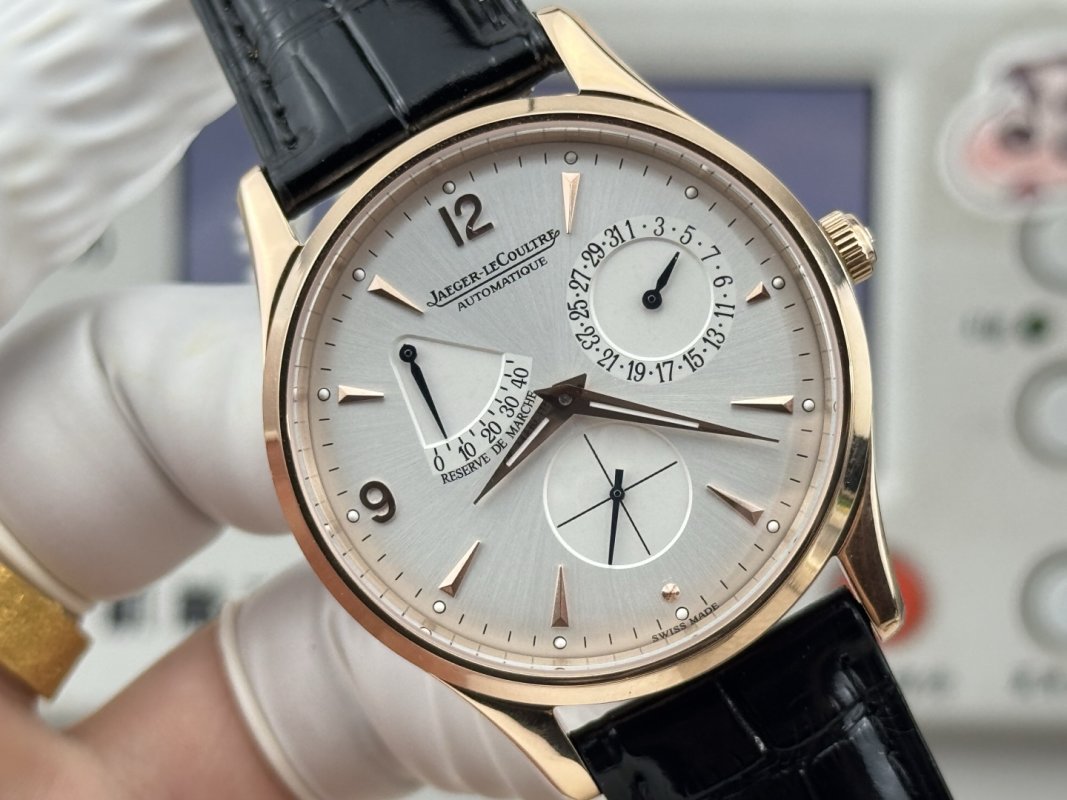 Jaeger-LeCoultre Master Ultra Thin Reserve de Marche 39mm Silver Dial view