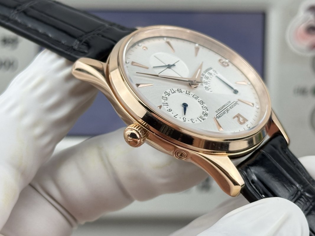 Jaeger-LeCoultre Master Ultra Thin Reserve de Marche 39mm Silver Dial view