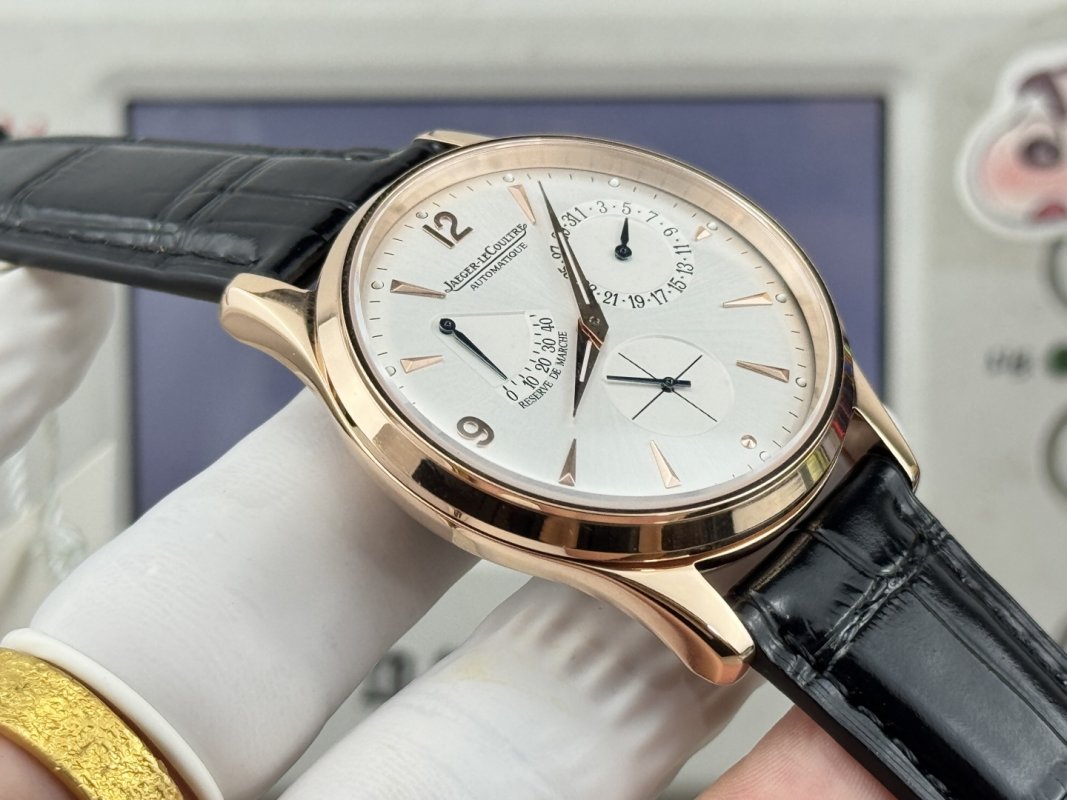Jaeger-LeCoultre Master Ultra Thin Reserve de Marche 39mm Silver Dial view