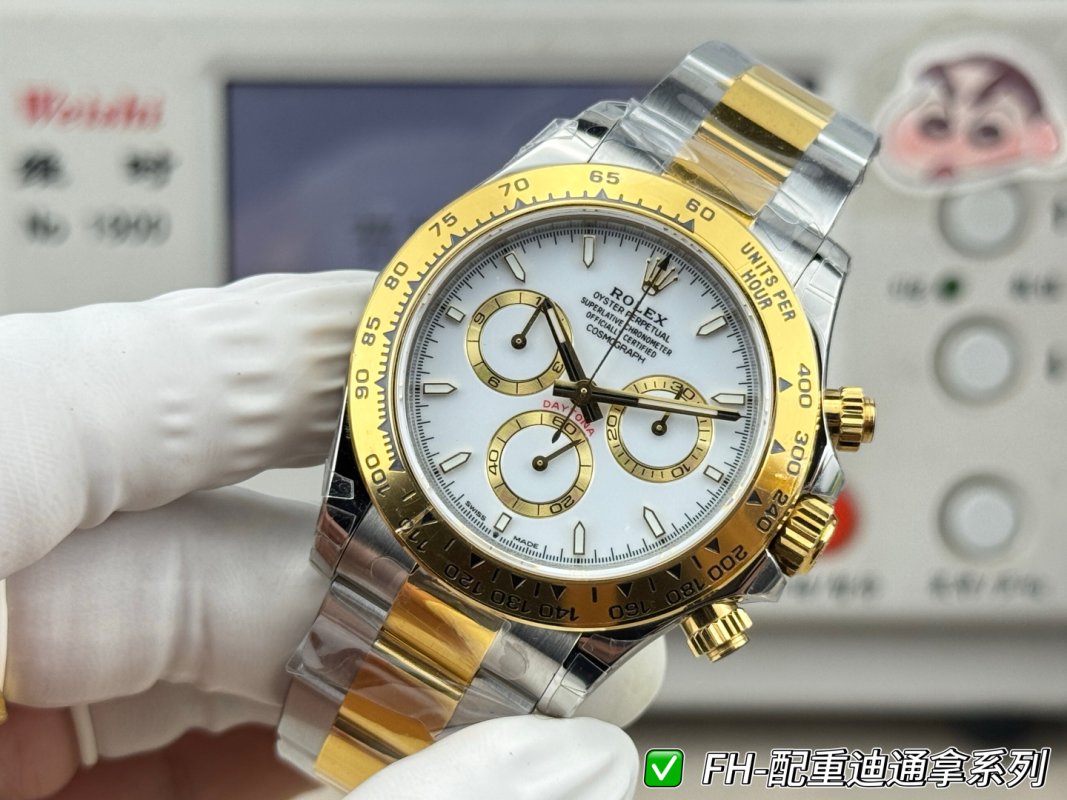 Rolex Daytona Two-Tone White Dial Chronograph UA Replica view