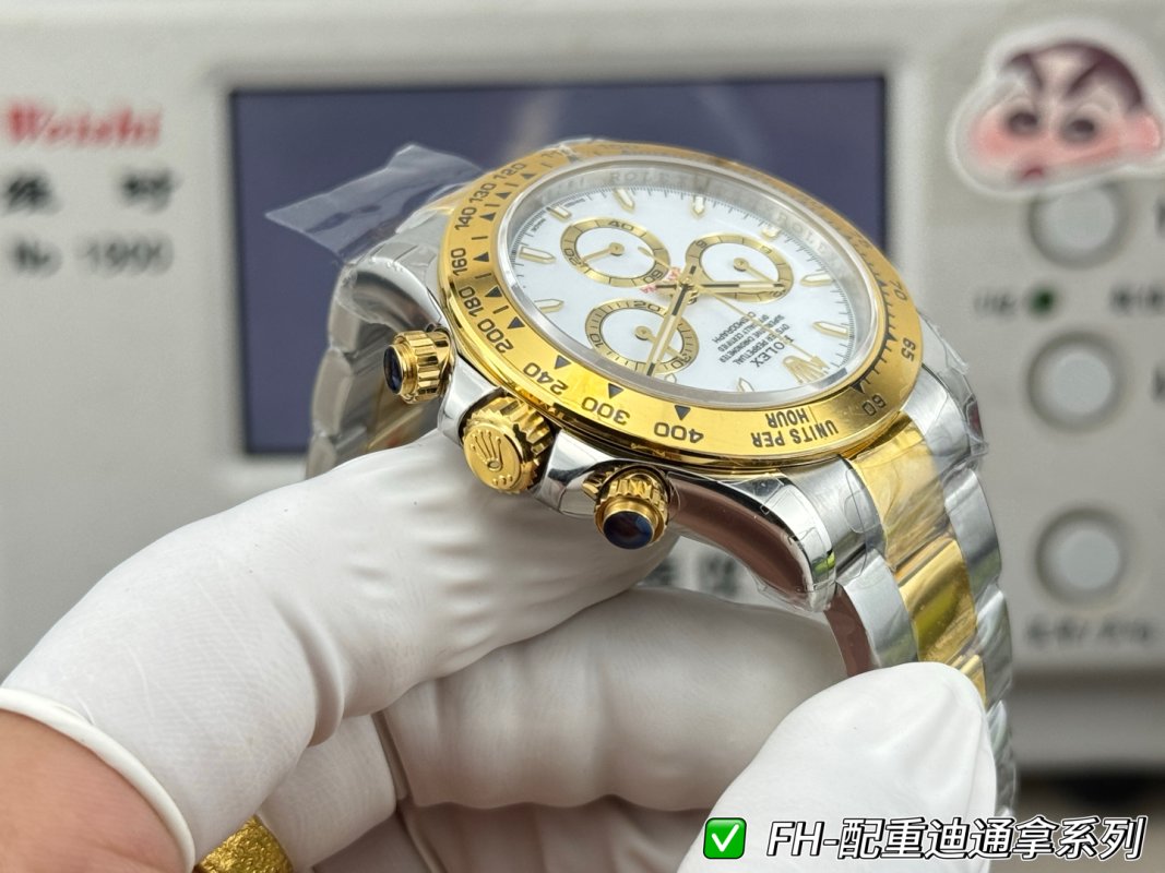 Rolex Daytona Two-Tone White Dial Chronograph UA Replica view