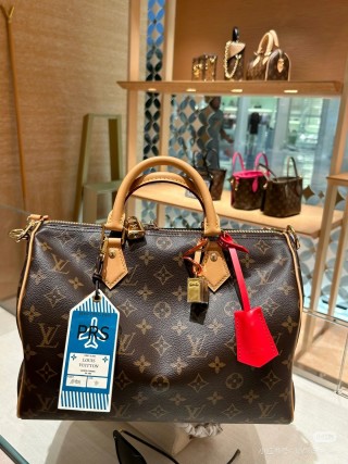 Louis Vuitton Speedy 30 Monogram Canvas Handbag - Brown
