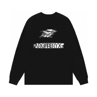 Arc'teryx Logo Print Long Sleeve T-Shirt Black view 2