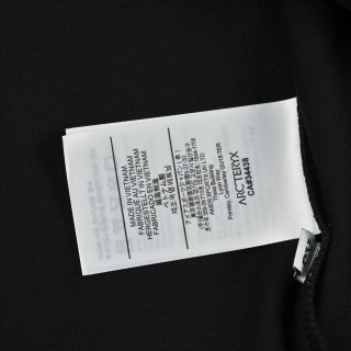 Arc'teryx Logo Print Long Sleeve T-Shirt Black view 7