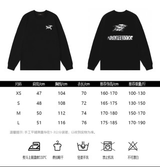 Arc'teryx Logo Print Long Sleeve T-Shirt Black view 8