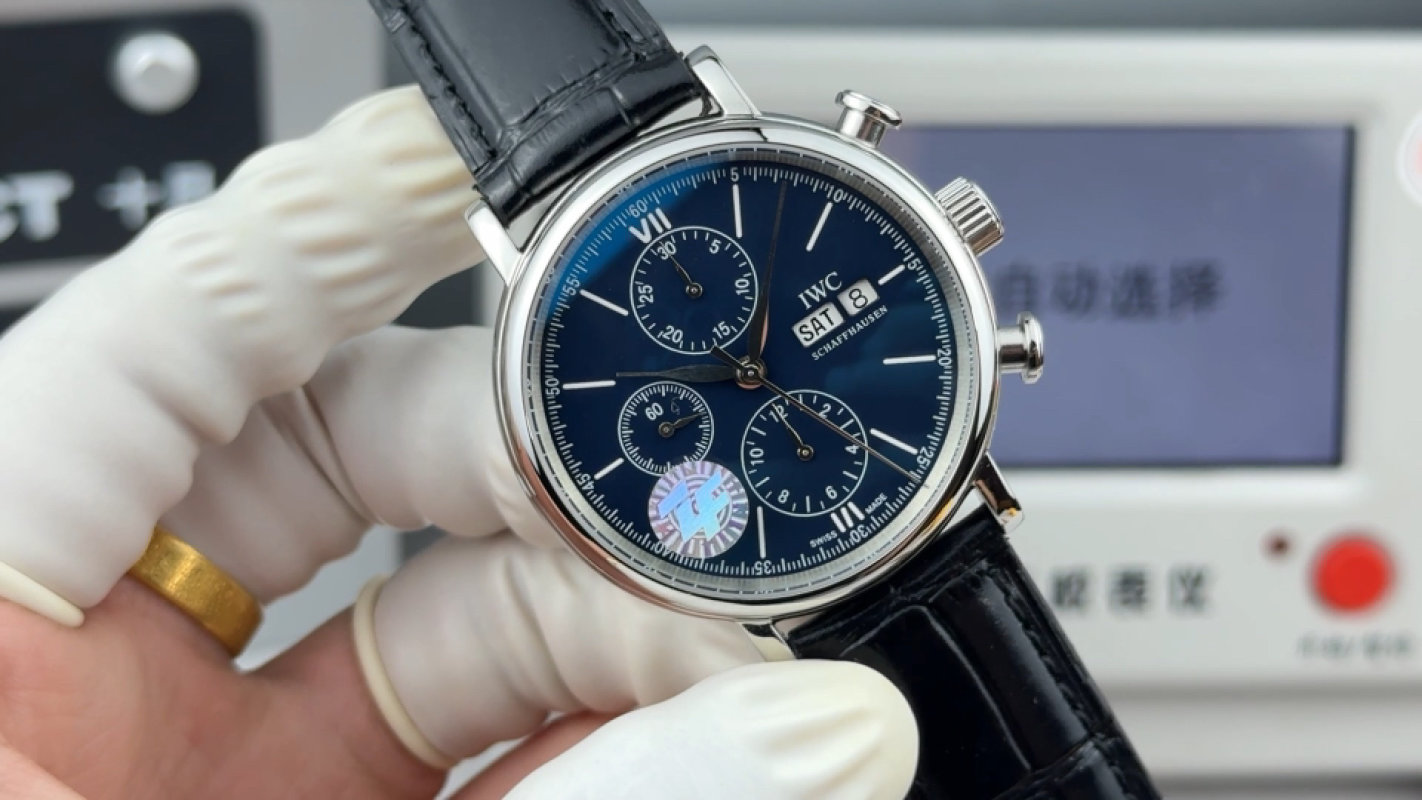 Breitling Navitimer Chronograph Blue Dial Replica Watch
