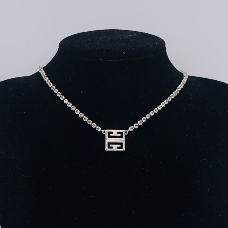 Givenchy Logo Chain Necklace Silver