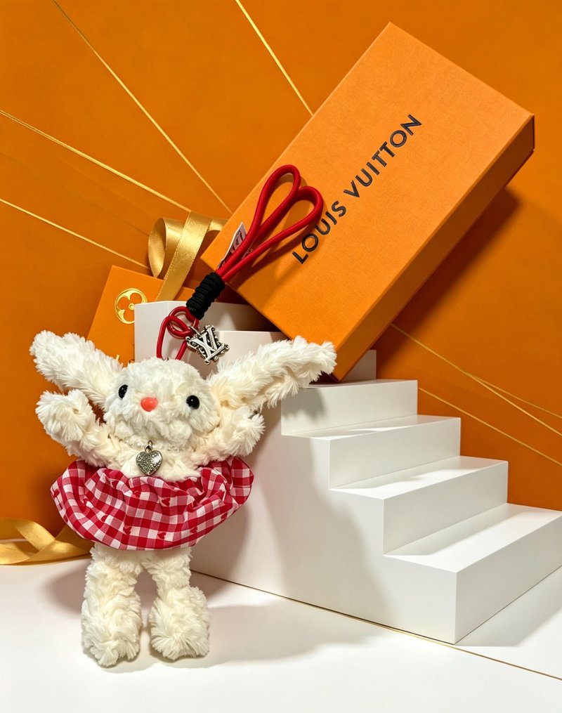 Louis Vuitton Angry Forest Teddy Bear Bag Charm Replica view