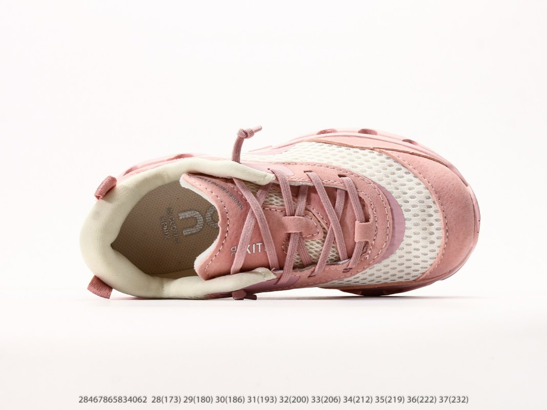 On Cloudswift K-Tech 2 Kids Black Colorway Low-Top Running Shoe view