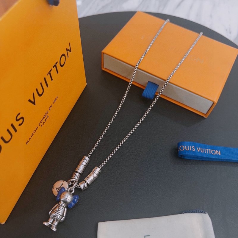 Louis Vuitton LV Replica Silver Pendant Chain Necklace - Unisex
