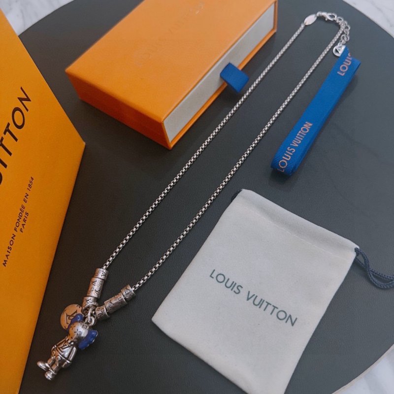 Louis Vuitton LV Replica Silver Pendant Chain Necklace - Unisex view