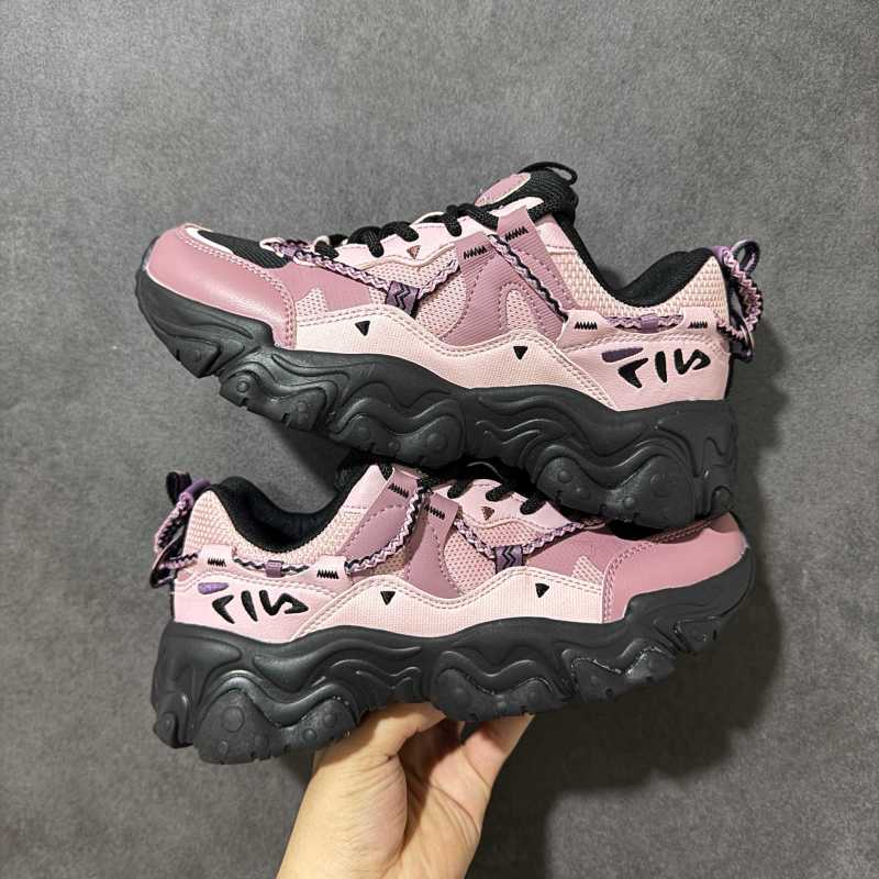 FILA Cat Claw 5.0 Low Top Dad Shoe Pink Black